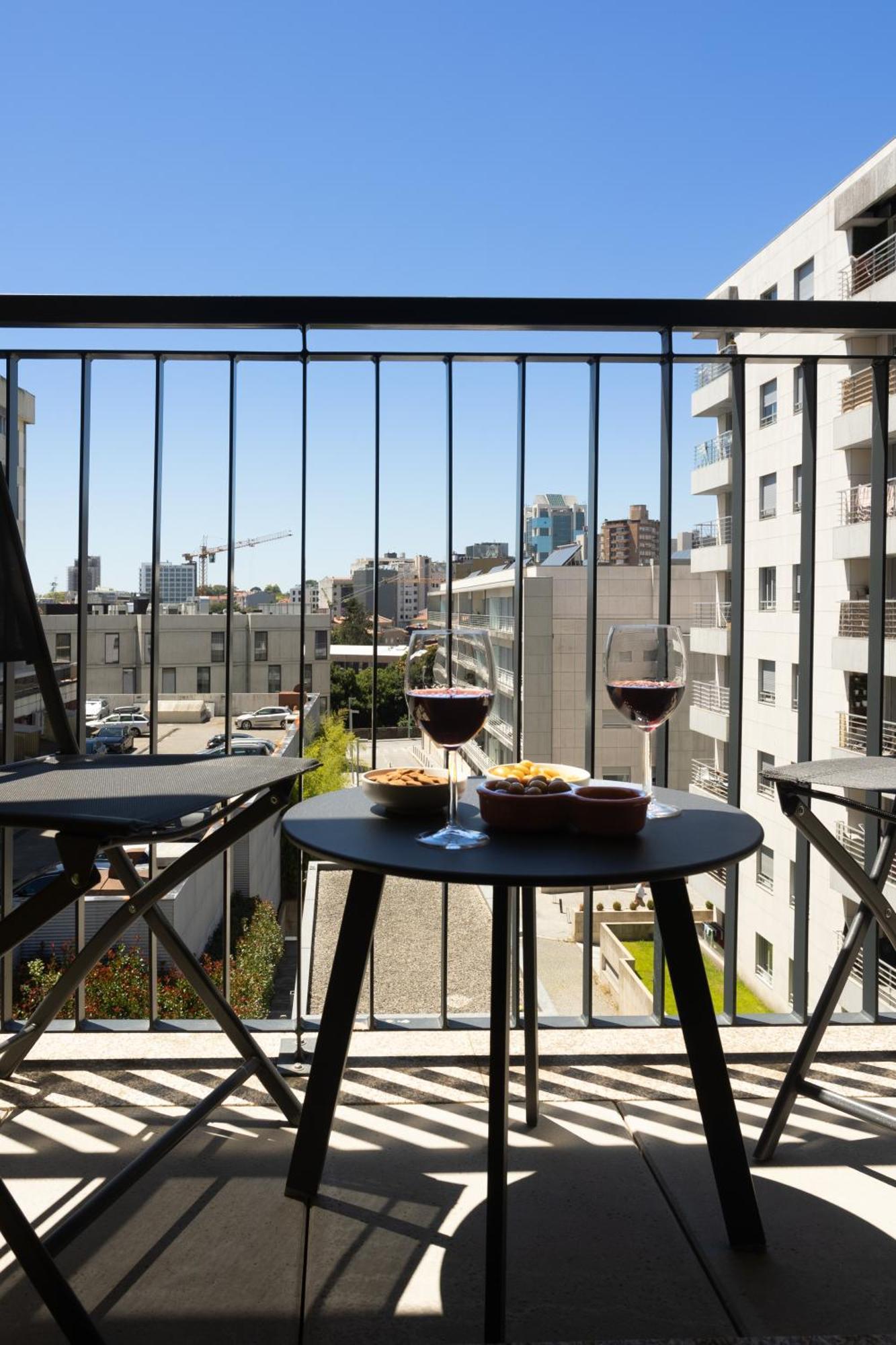 My Home Is Yours Porto Exterior photo